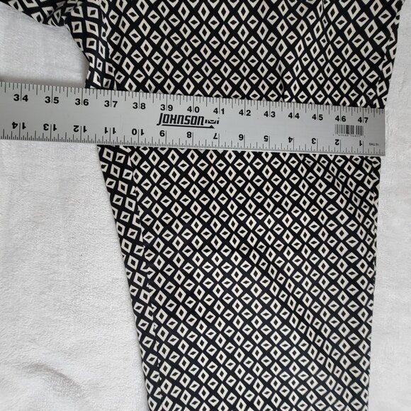 Cabi Womens Black White Geometric Print Ankle Pants Size 12 Stretch Stye 877 New - Picture 12 of 12